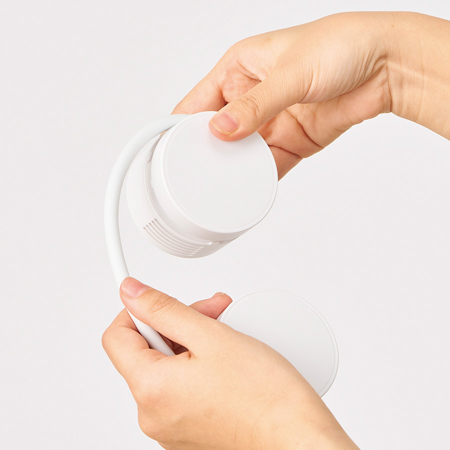 折りたたみネックUSBファン　ホワイト