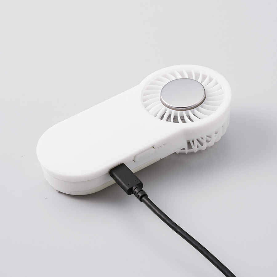 【先行掲載】全面印刷できる冷却プレートUSBハンディファン