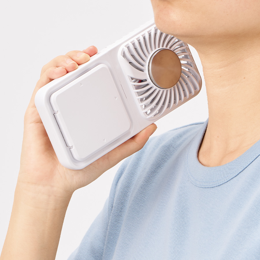 【先行掲載】スマホスタンド付冷却プレートUSBファン