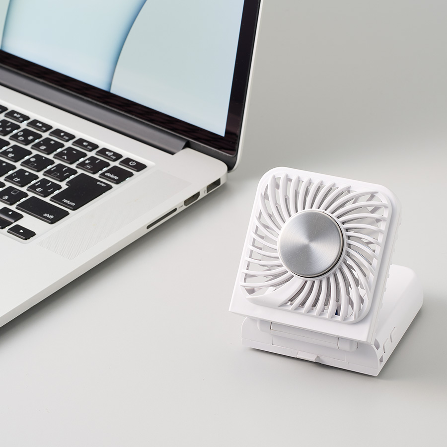 【先行掲載】スマホスタンド付冷却プレートUSBファン