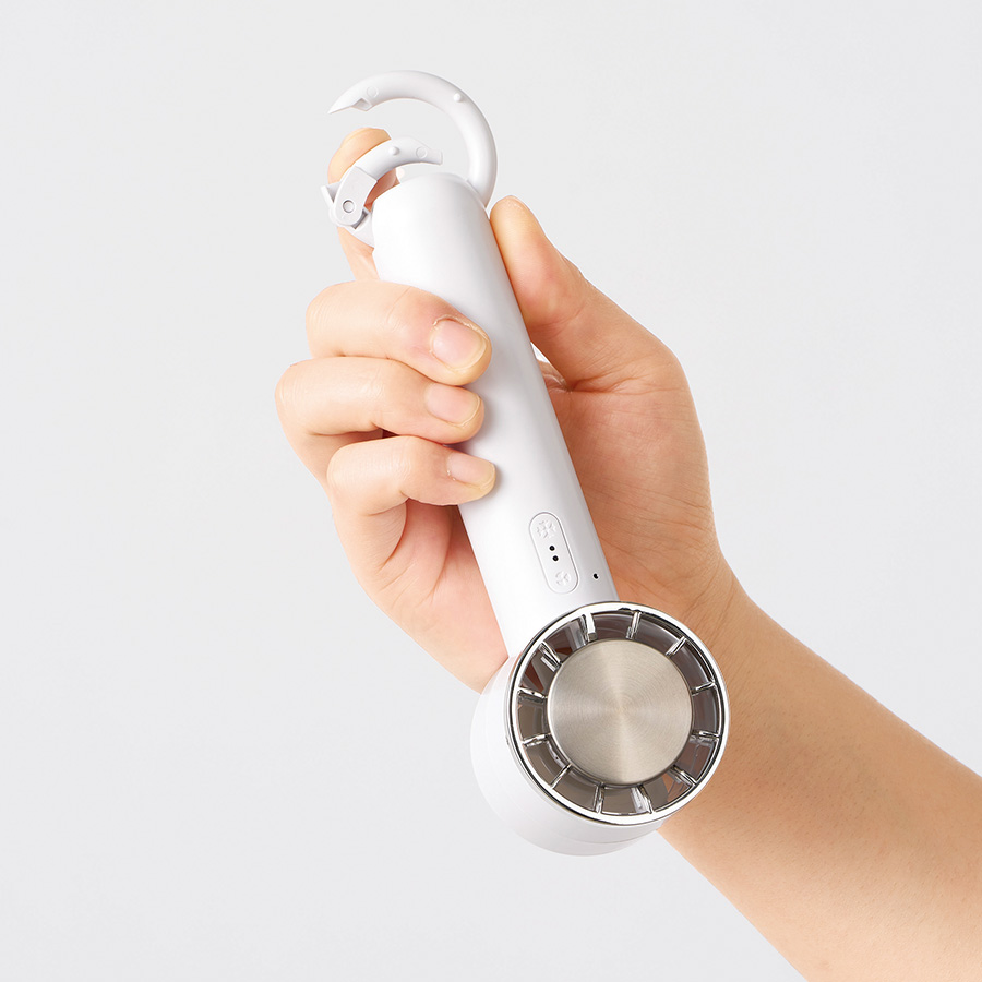 【先行掲載】冷却プレートカラビナUSBハンディファン（リン酸鉄使用）