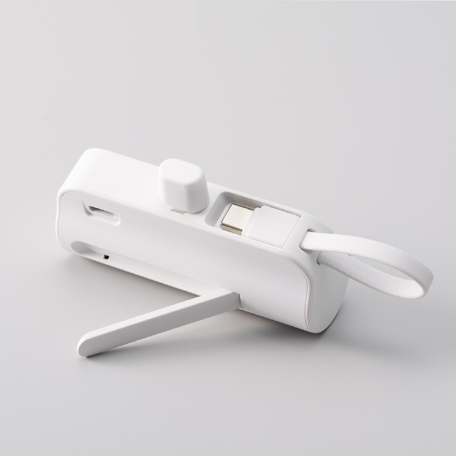 ダイレクトモバイルチャージャー5000