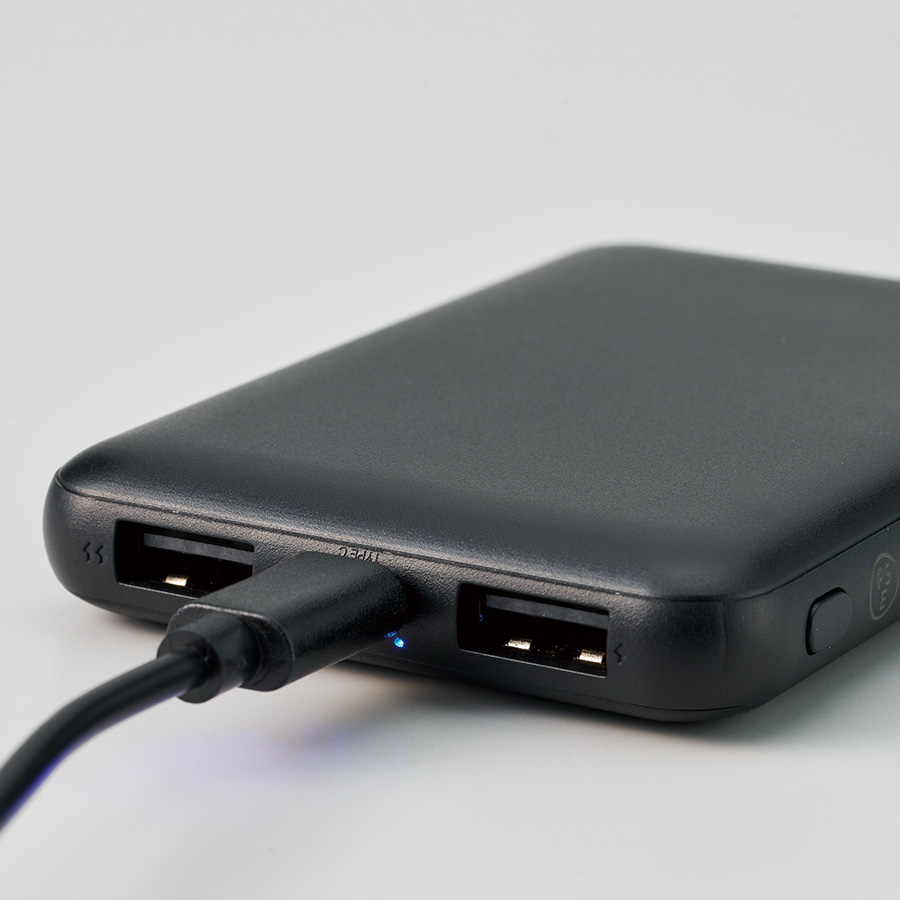 スマートモバイルチャージャー5000