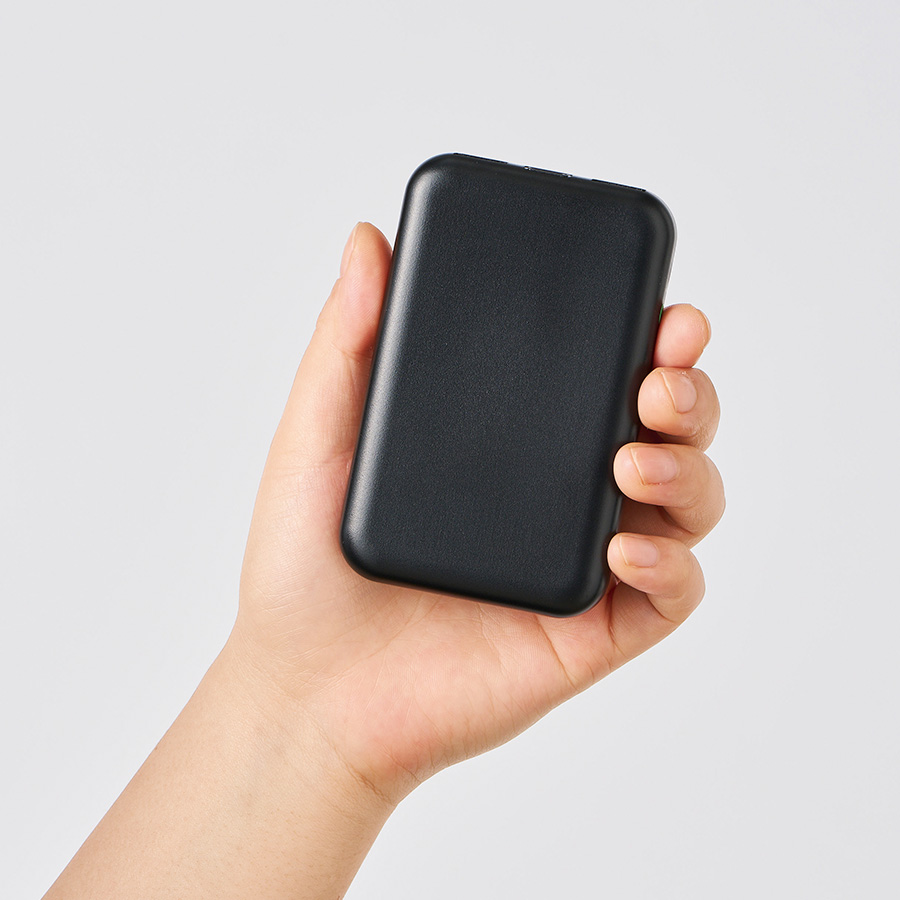 スマートモバイルチャージャー4000