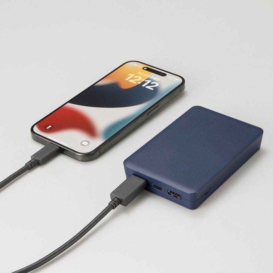 全面印刷できるモバイルチャージャー8000　スクエア