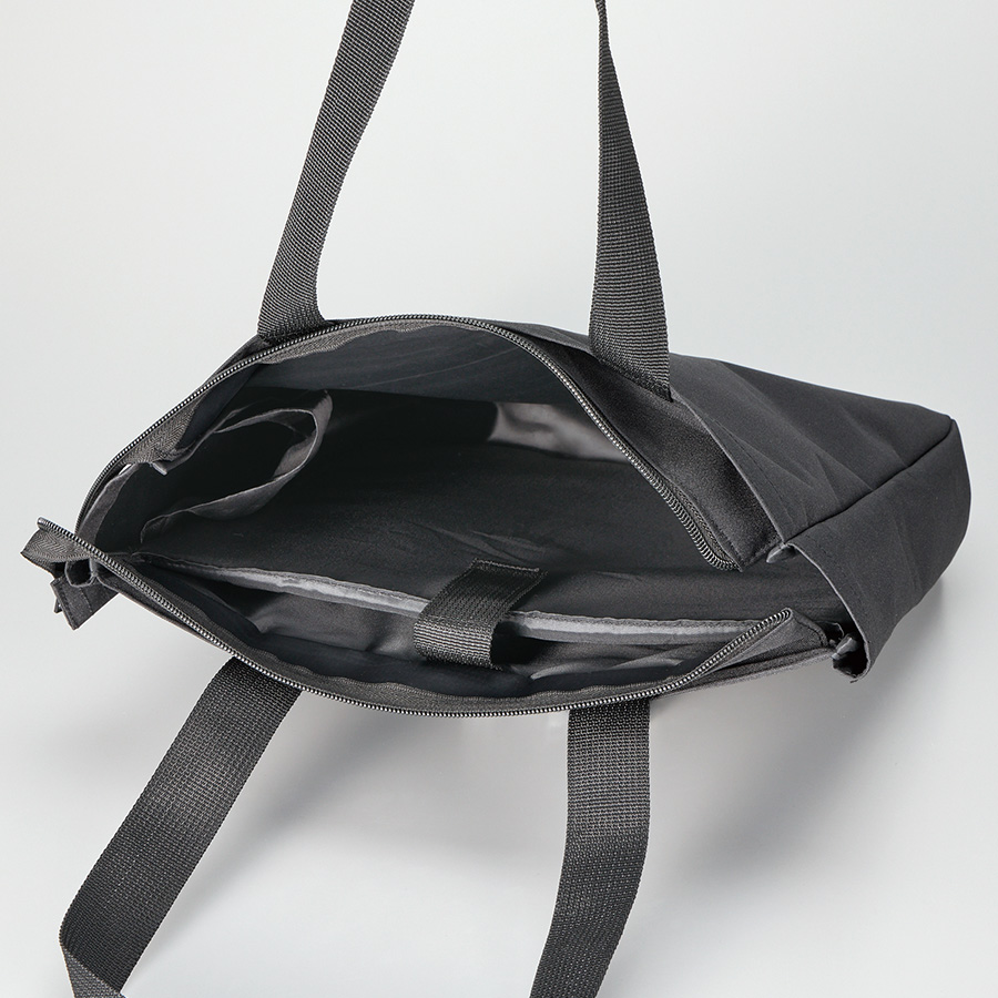 ノートPCが入れられるファスナートート