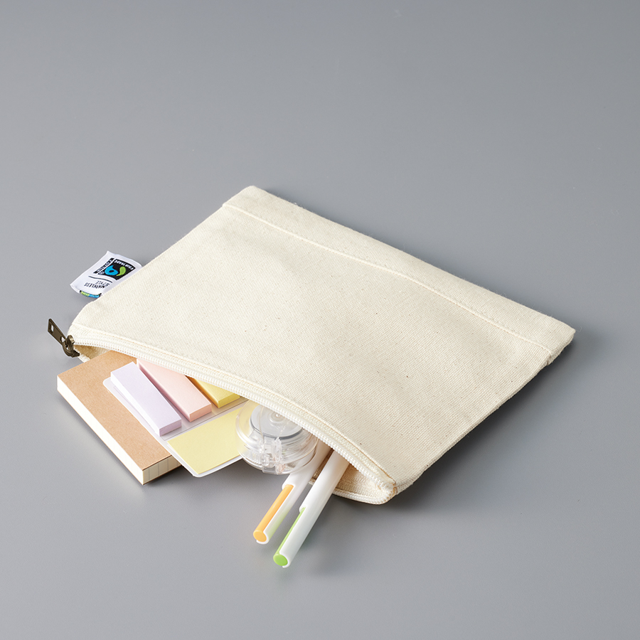 フェアトレードコットンキャンバスフラットポーチ（M）　ナチュラル