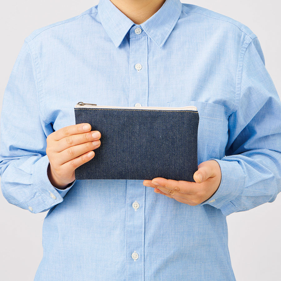 デニムフラットポーチ（size：SS～M、カラー：インディゴ）