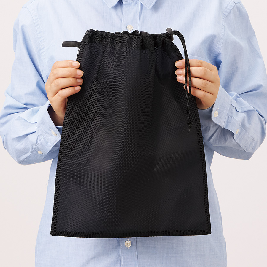 メッシュポリ巾着（L）　ブラック