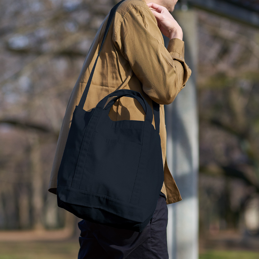 キャンバスラインショルダートート