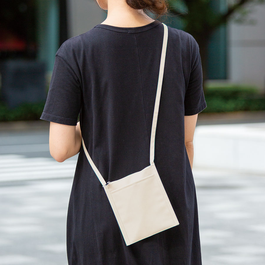 TR-1078フロントポケットミニサコッシュ