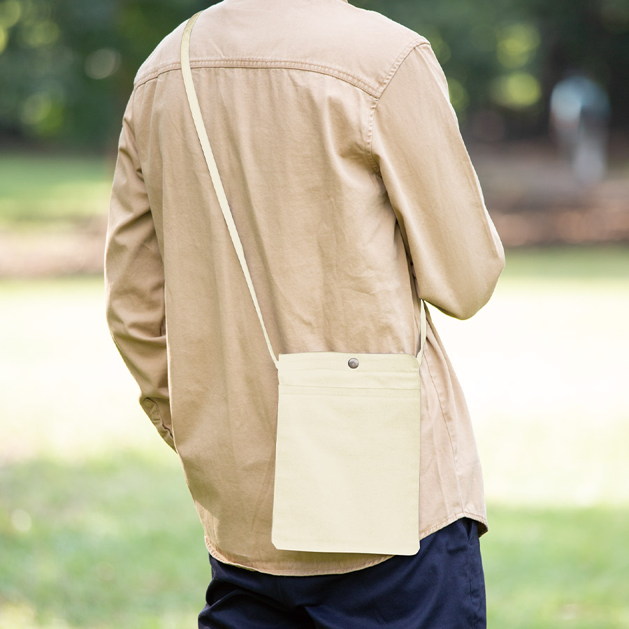 キャンバスフロントポケットサコッシュ　ナチュラル