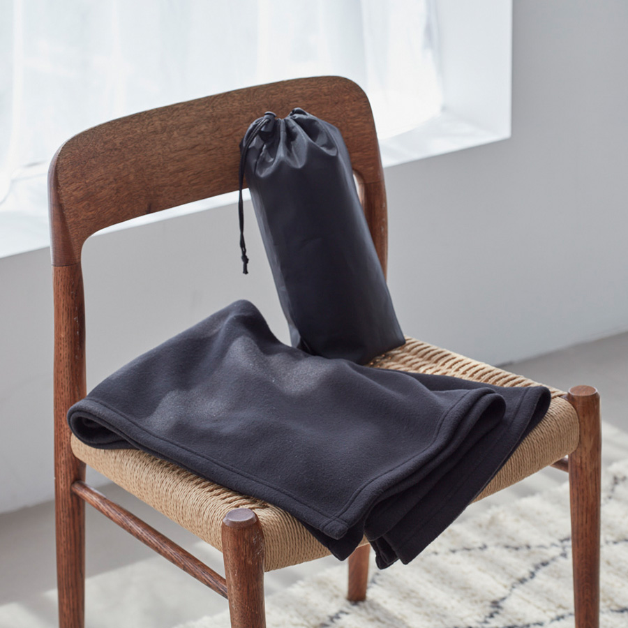 【アウトレット】難燃ブランケット（巾着付）