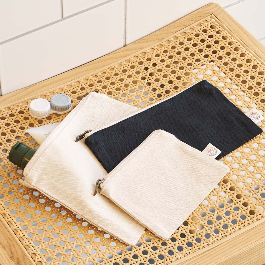 オーガニックコットンキャンバスフラットポーチ（M）　ナイトブラック