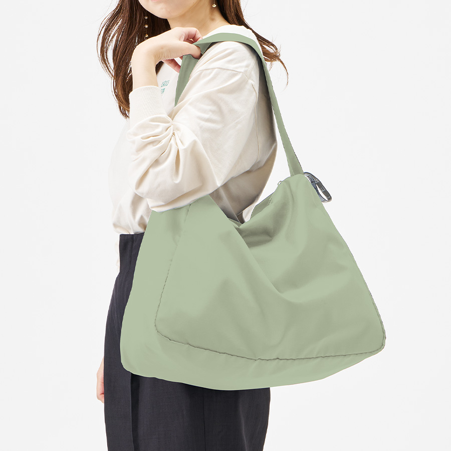 クルリト　コンパクトクーラーショルダーバッグ