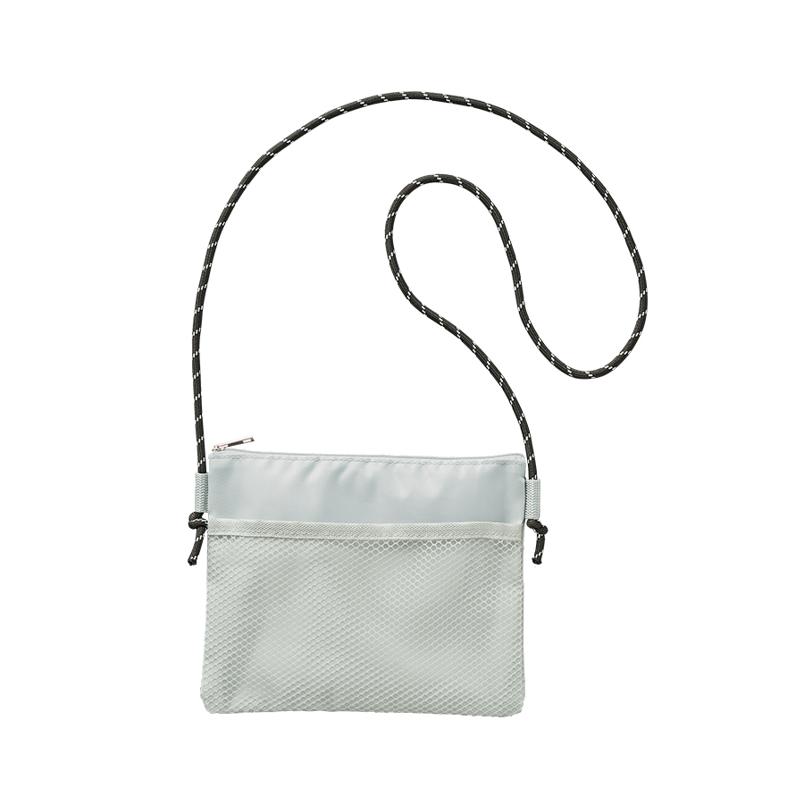 メッシュポケットサコッシュ