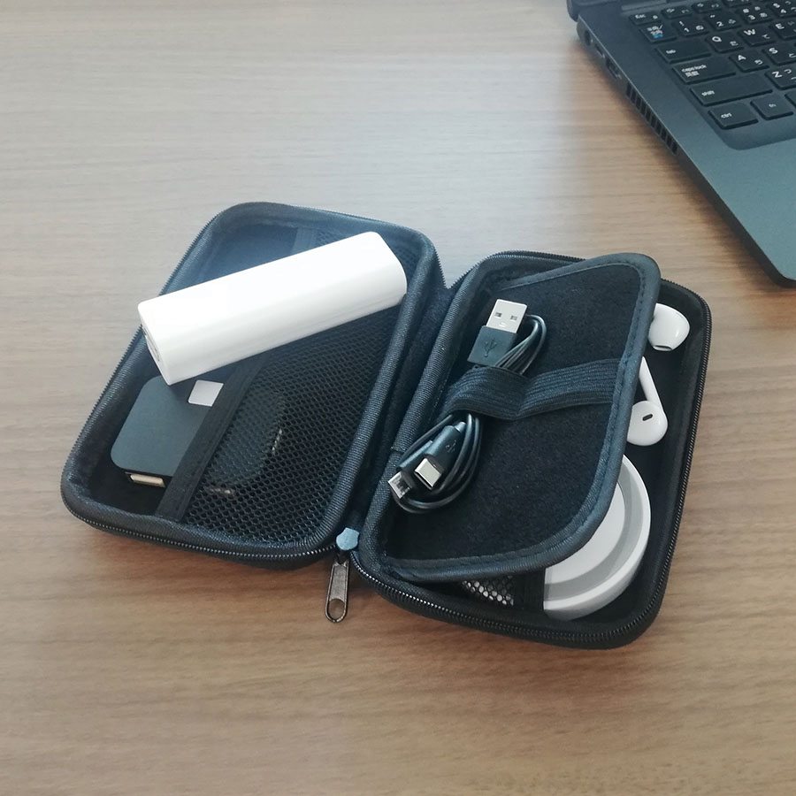 モバイルアクセサリーケース（M）