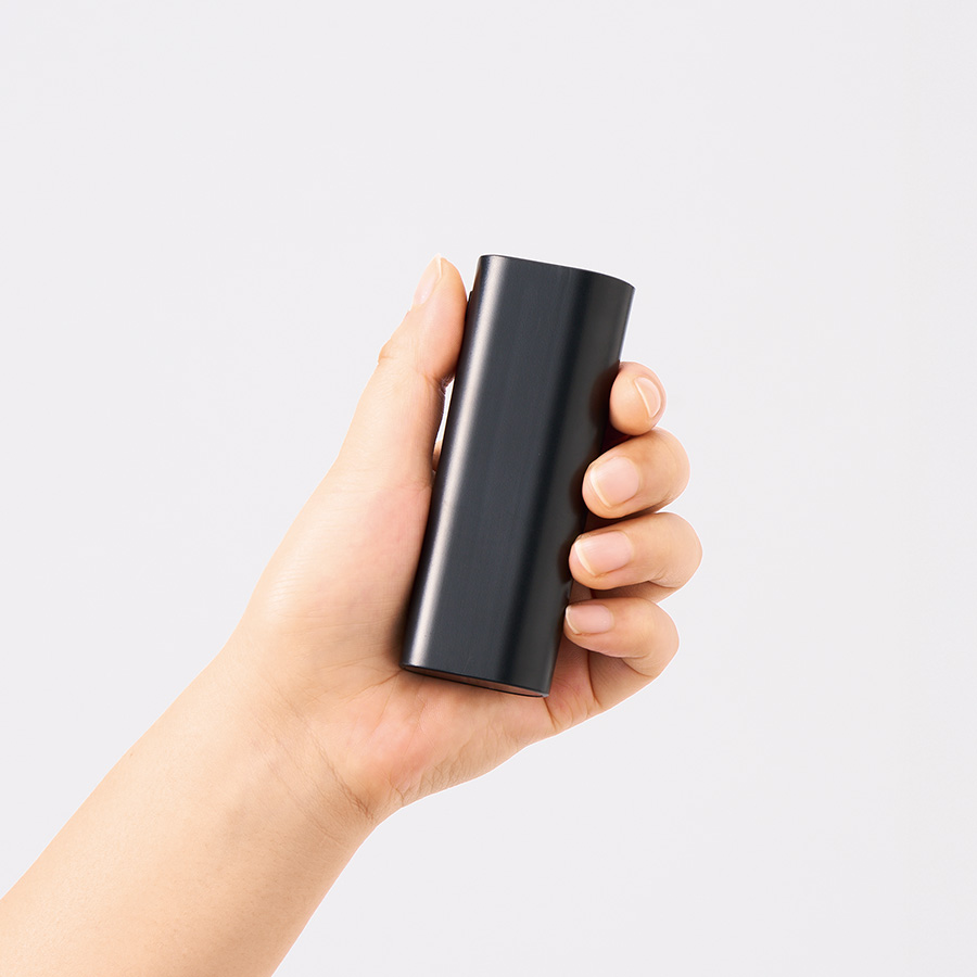 コードインモバイルチャージャー2200