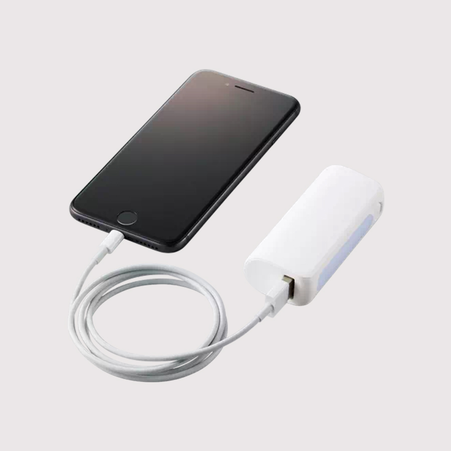 LEDライト付モバイルチャージャー2200