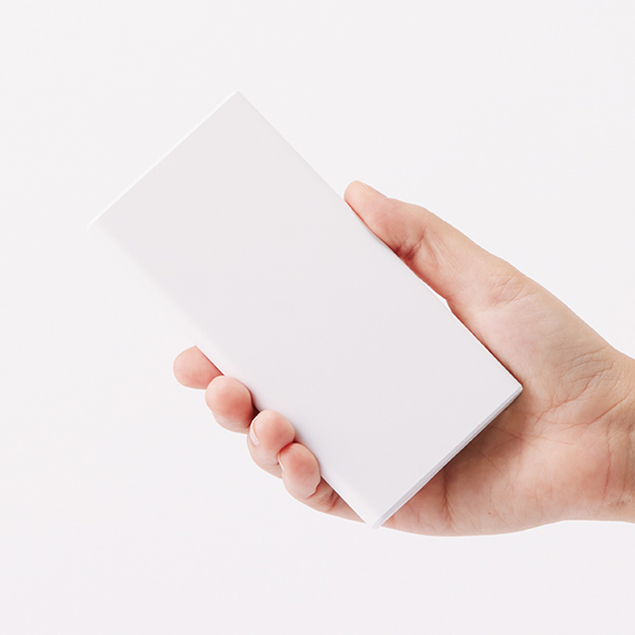 モバイルチャージャー　10000mAh　Type-C対応