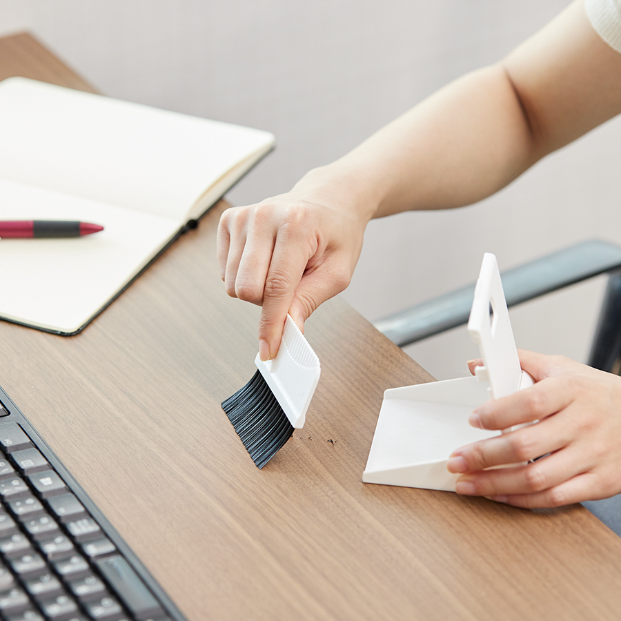 【アウトレット】コンパクトブラシ＆ダストパン