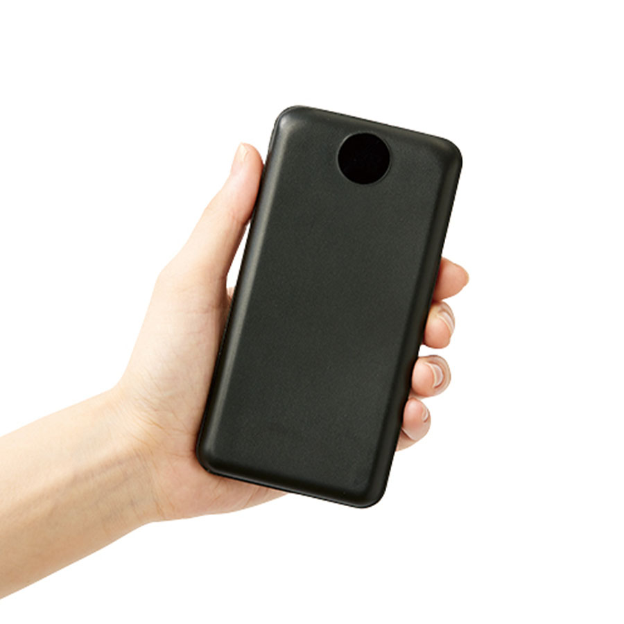 モバイルチャージャー10000　スムーズ