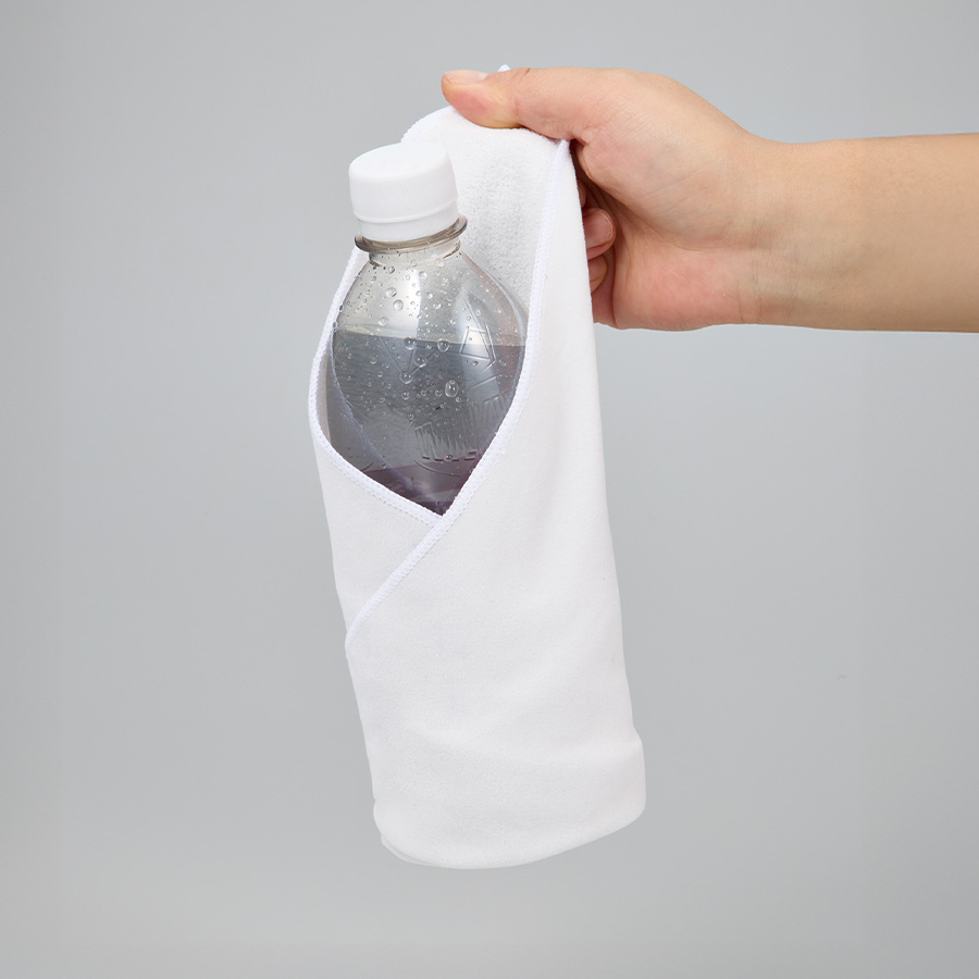 ピタットくっつく保冷保温タオル