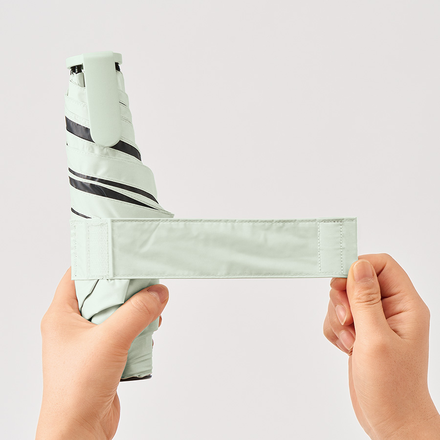 ラペルクリップ遮光折りたたみ傘