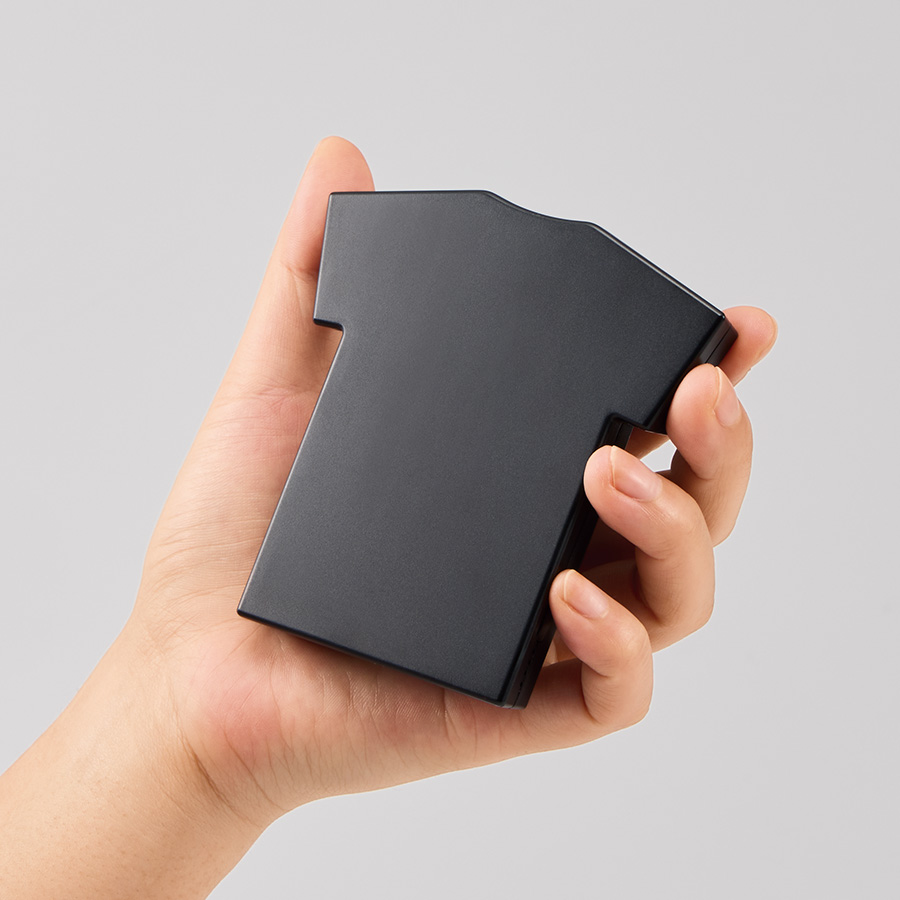 全面印刷できるモバイルチャージャー5000　Ｔシャツ