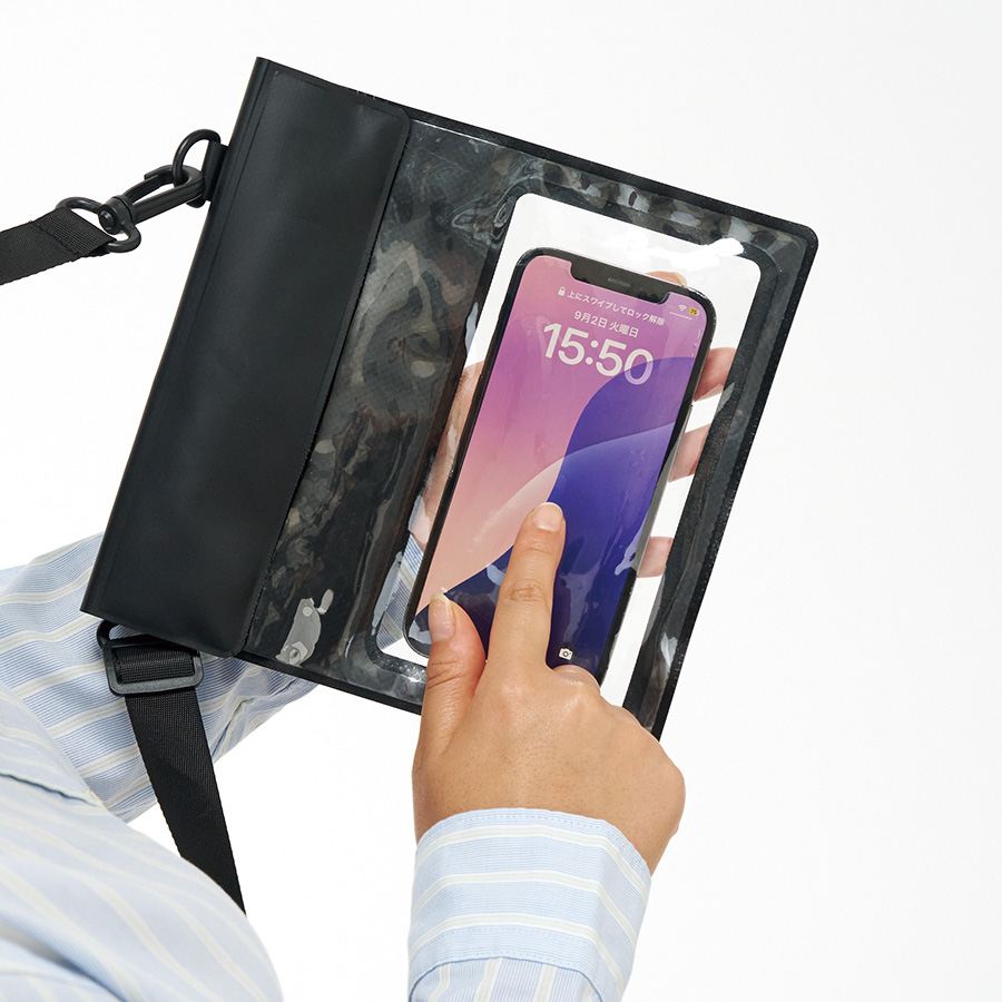 【先行掲載】モバイルウォータープルーフサコッシュ