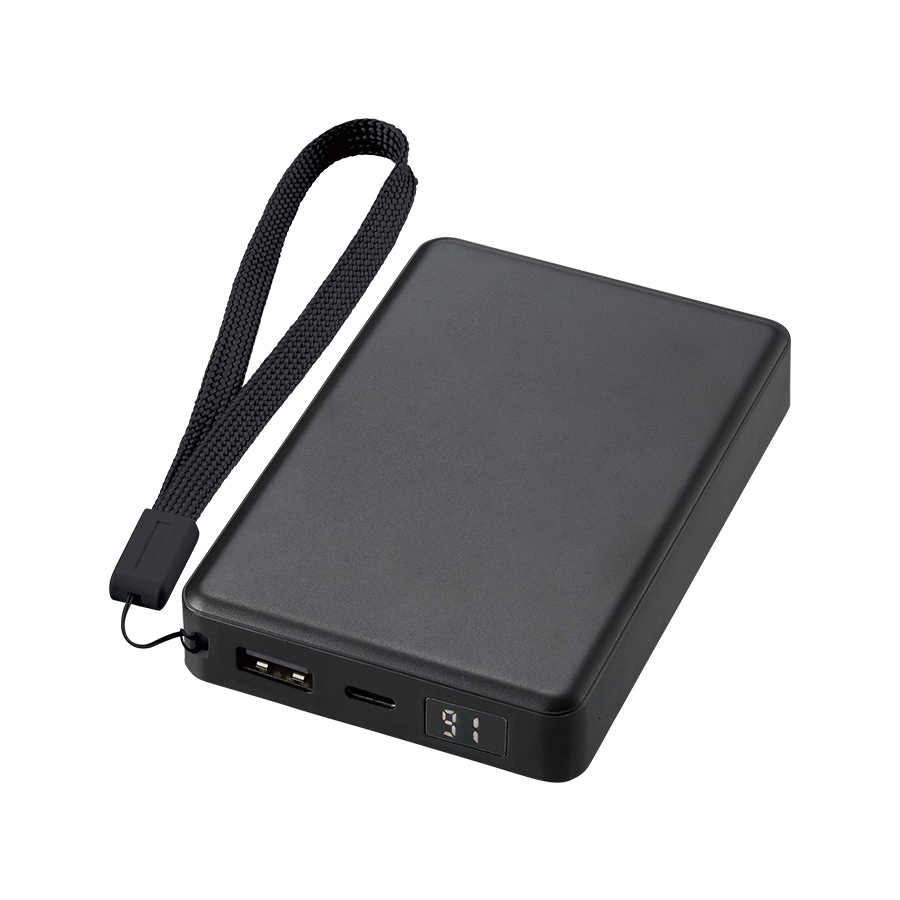 【先行掲載】モバイルチャージャー8000　デジタル表示付