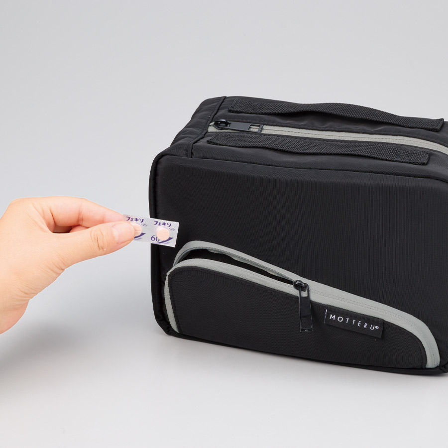 【先行掲載】 スマホが立てられるクーラーランチポーチ