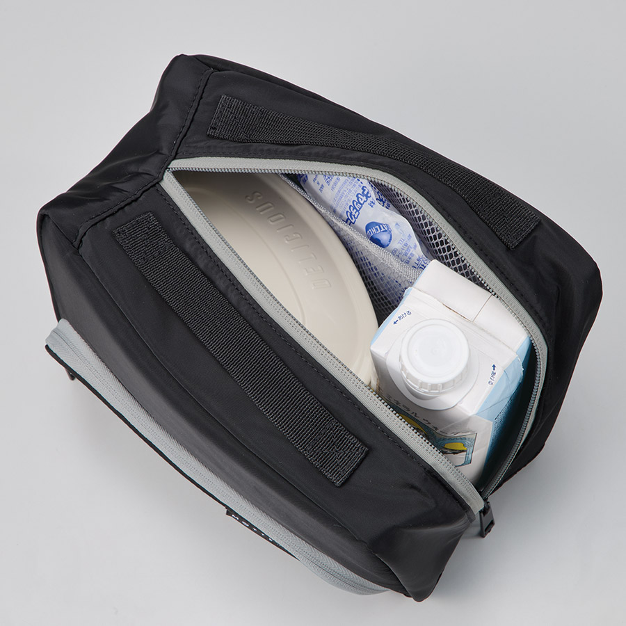 【先行掲載】 スマホが立てられるクーラーランチポーチ