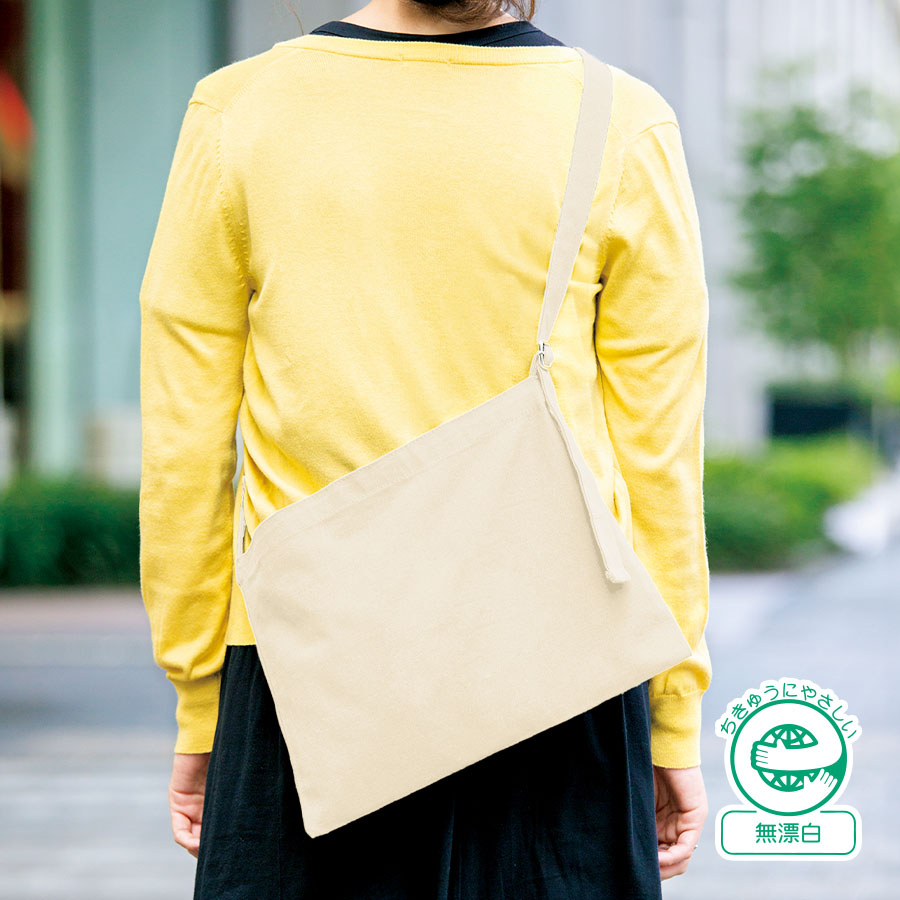 TR-1080-008 キャンバスアジャストショルダーサコッシュ　ナチュラル