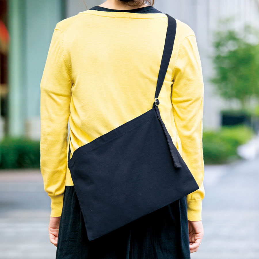 キャンバスアジャストショルダーサコッシュ