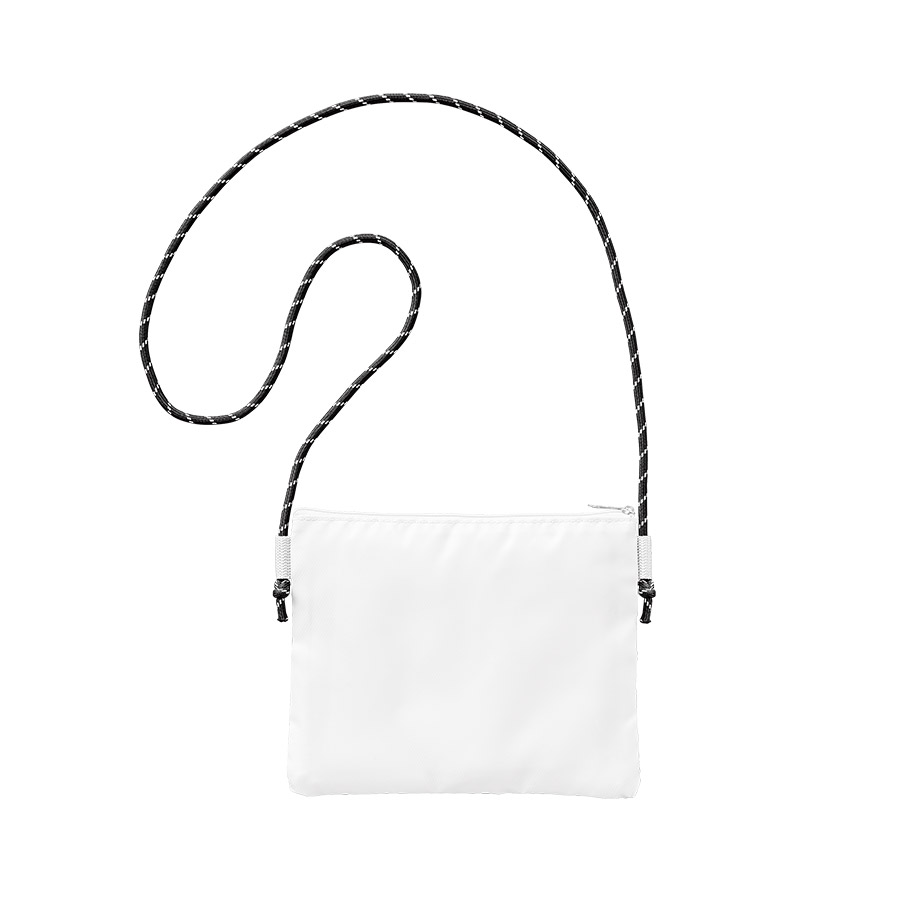 メッシュポケットサコッシュ