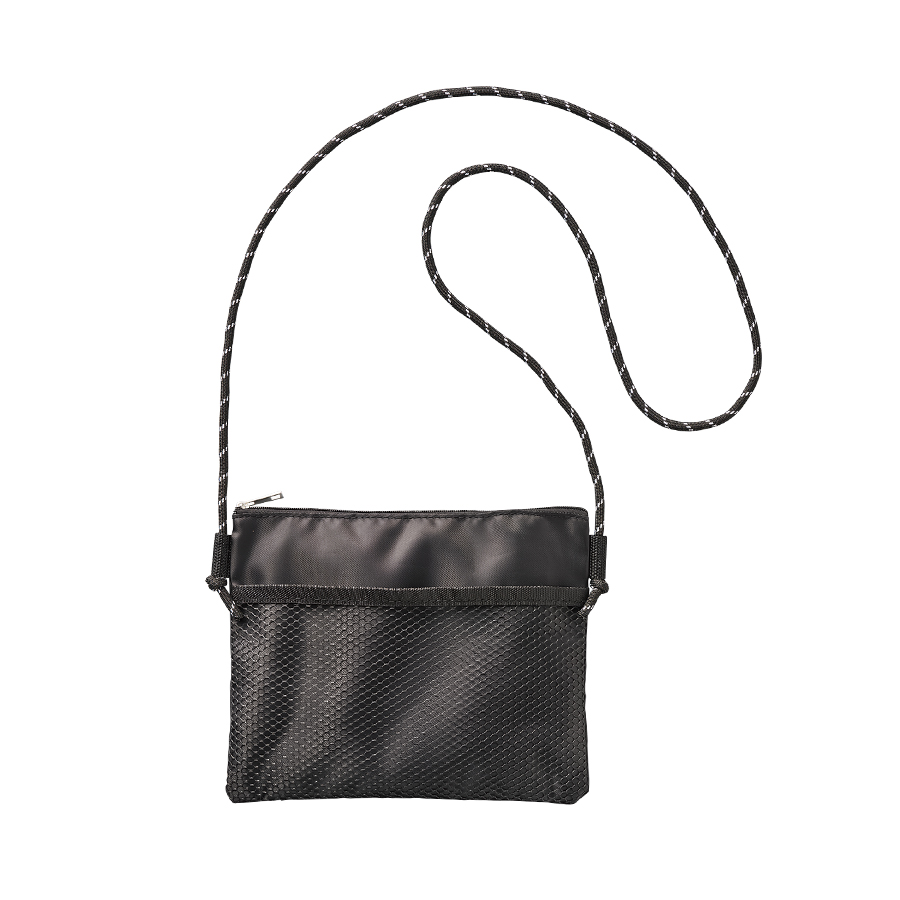 メッシュポケットサコッシュ